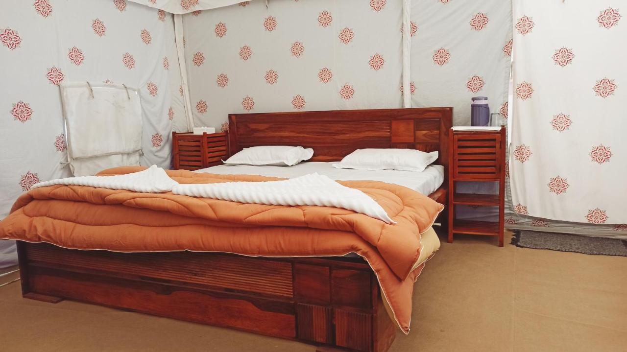 Kutch Classic Resort Camp Dhordo Esterno foto