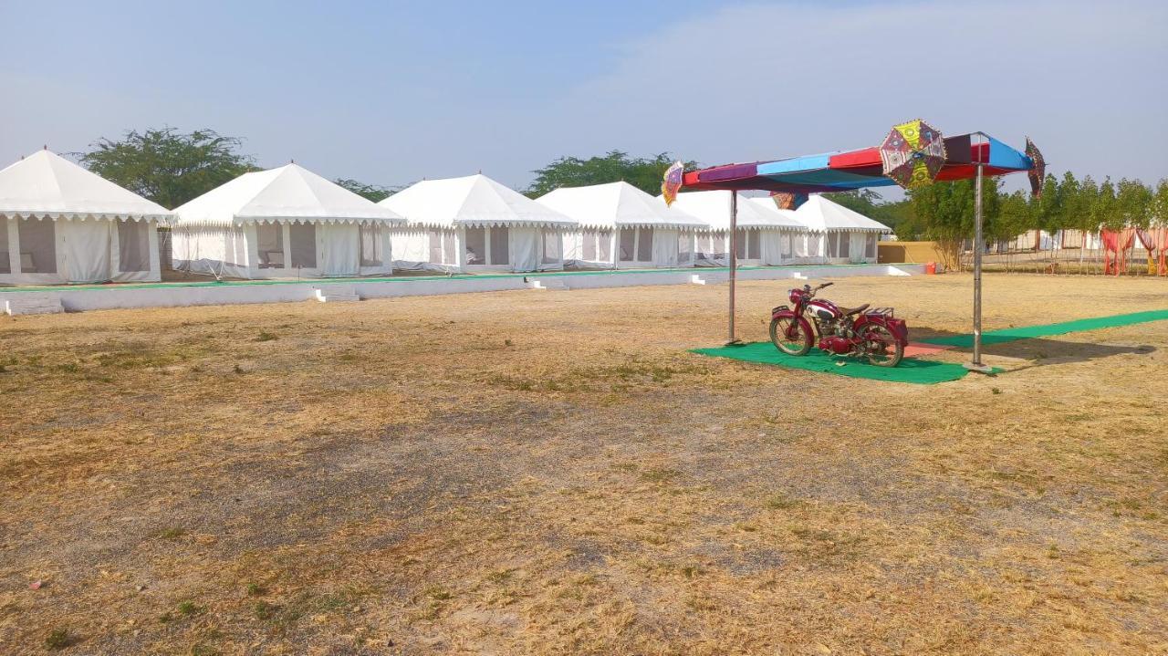 Kutch Classic Resort Camp Dhordo Esterno foto